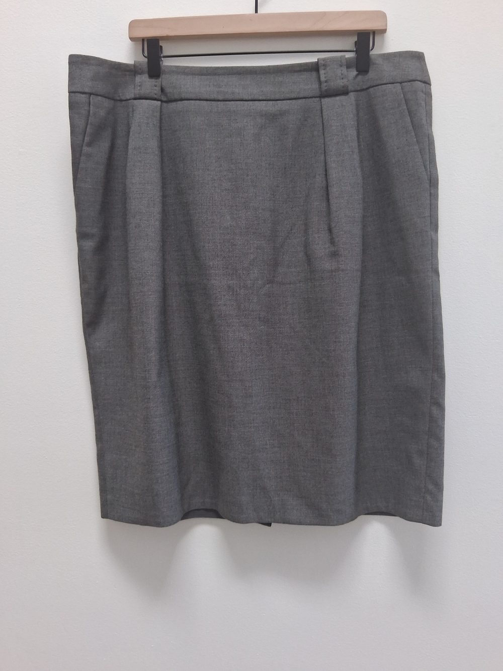 Talbots GrayA-Line Pencil Skirt with Front Pleats 16 Classic Academia Old Money